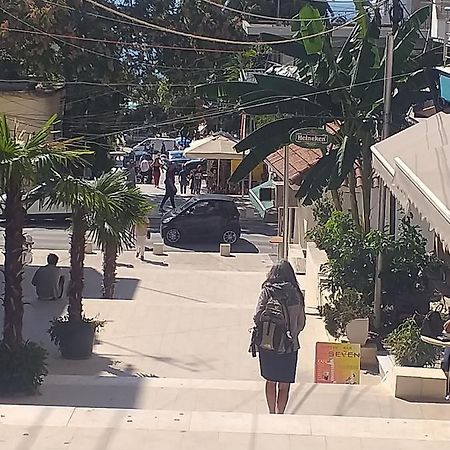 Ilias Lägenhet Sarandë Exteriör bild